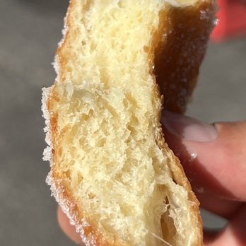 Leonard's Bakery - Bakeries Near Me - Honolulu, Hawaii