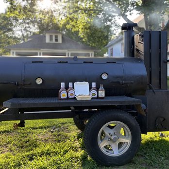 Smokin Barrels BBQ - smoke coming out of a smoker - Food Trucks Near Me Smokin Barrels BBQ - smoke coming out of a smoker - Food Trucks Near Me