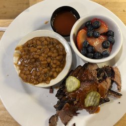 Jim 'N Nick's Bar-B-Q - Brisket with beans and fruit