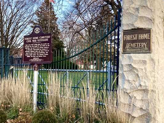 Forest Home Cemetery & Arboretum by null