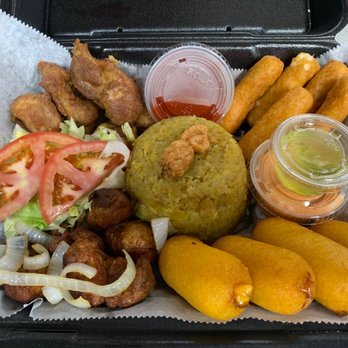 Que Es La Que - El cualquier cosa! Mofongo o tostones con carne frita, pollo, mozzarella sticks, sorullitos de maiz y ensalada verde! Delicioso! - Puerto Rican Near Me - Haines City, Florida Que Es La Que - El cualquier cosa! Mofongo o tostones con carne frita, pollo, mozzarella sticks, sorullitos de maiz y ensalada verde! Delicioso! - Puerto Rican Near Me - Haines City, Florida