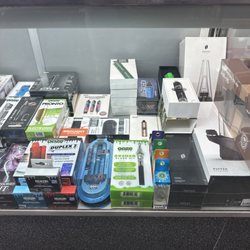 Budget Vapes & Smoke Shop - Dry herb vapes, concentrate vapes, Puffco plus, Puffco pro, Dr dabber, Davinci, gravity bongs, 510 batteries, cart batteries and much more!