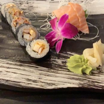 Blue Sushi Sake Grill - Lunch Special: 1 maki & 1 sashimi - Sushi Bars Near Me - Des Moines, Iowa Blue Sushi Sake Grill - Lunch Special: 1 maki & 1 sashimi - Sushi Bars Near Me - Des Moines, Iowa