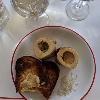 Bouillon Pigalle - Burnt toast for the bone marrow - French Near Me - Paris, 75 Bouillon Pigalle - Burnt toast for the bone marrow - French Near Me - Paris, 75