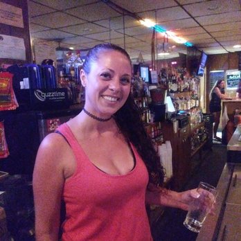 Metz Lounges - Beautiful bartenders with amazingly cheap but strong drinks.. Good place to meet locals as well. - Lounges Near Me - Daytona Beach, Florida