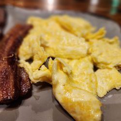 Egg Harbor Café - Cherry wood bacon and eggs