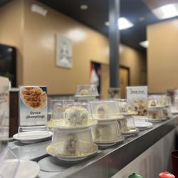 Akira Sushi - Tualatin - Bar area