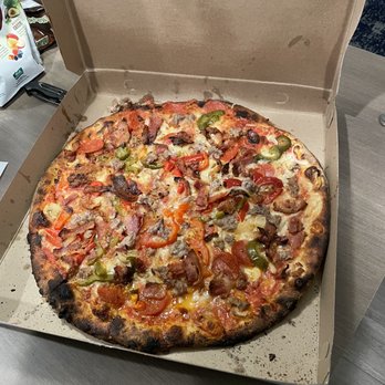 Modern Apizza - Italian Bomb - Pizza Near Me - New Haven, Connecticut