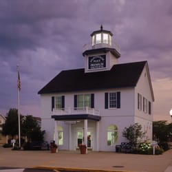 Lighthouse Place Premium Outlets