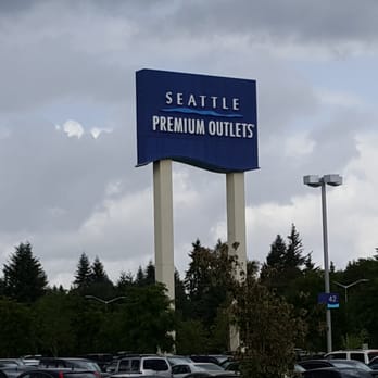 Seattle Premium Outlets - Shopping Centers Near Me - Tulalip, Washington Seattle Premium Outlets - Shopping Centers Near Me - Tulalip, Washington