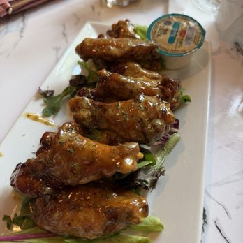T's Brunch Bar - Wings - Breakfast & Brunch Near Me - Atlanta, Georgia T's Brunch Bar - Wings - Breakfast & Brunch Near Me - Atlanta, Georgia