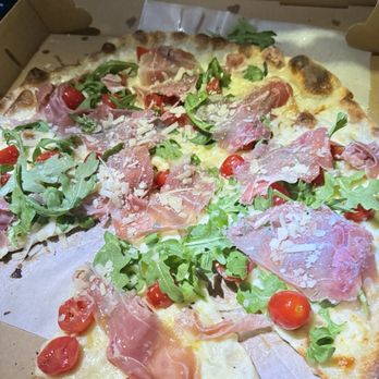 Pizzeria Giove - Super delicious pizza! Now my favorite - Italian Near Me - Staten Island, New York Pizzeria Giove - Super delicious pizza! Now my favorite - Italian Near Me - Staten Island, New York
