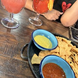 Margaritas GUACAMOLE & CHIPS