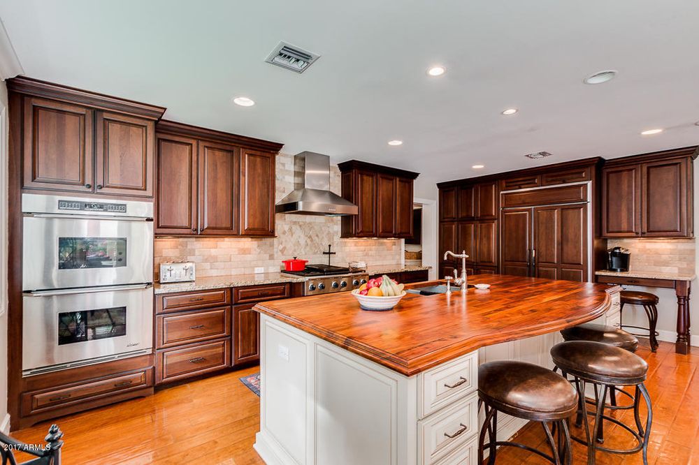 ELAINE GRILL RE/MAX EXCALIBUR Contact Agent 12 Photos 21803 N