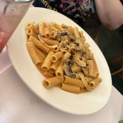 19th Hole Cafe - Vodka pasta