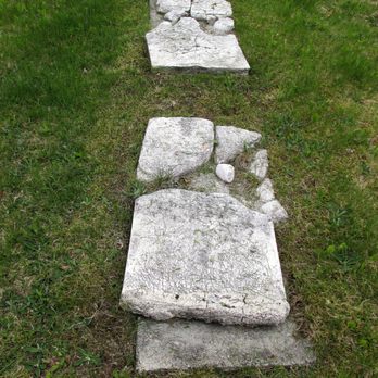 Kenniston Cemetery - A harsh environment - Funeral Services & Cemeteries Near Me - Boothbay, Maine