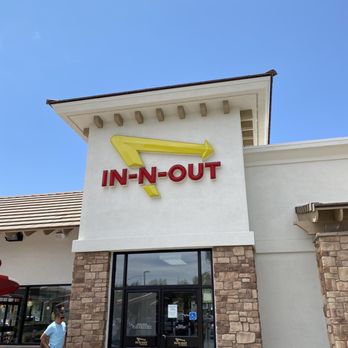 In-N-Out Burger - ows a man standing in front of a restaurant - Burgers Near Me - Folsom, California