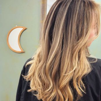 K Lab - Sun Kissed Balayage - Hair Salons Near Me - Cambridge, Massachusetts K Lab - Sun Kissed Balayage - Hair Salons Near Me - Cambridge, Massachusetts