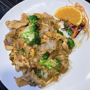 Sam's Sushi - Pad See Eiw | 11/22/2021 - Sushi Bars Near Me - Pinellas Park, Florida Sam's Sushi - Pad See Eiw | 11/22/2021 - Sushi Bars Near Me - Pinellas Park, Florida