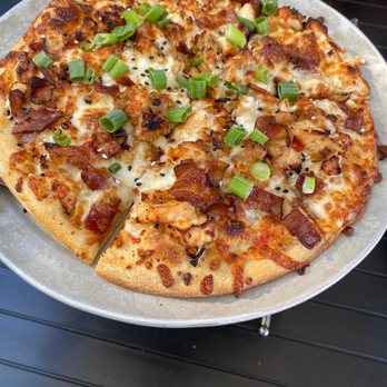 Easy Pie - Sweet chili bang pizza small - Pizza Near Me - Revere, Massachusetts