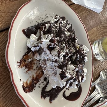 Zinburger - Chocolate Cream pie - Burgers Near Me - Gilbert, Arizona Zinburger - Chocolate Cream pie - Burgers Near Me - Gilbert, Arizona