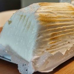Galletería de Laura R - El mítico brazo de tres leches. Sin parangón.