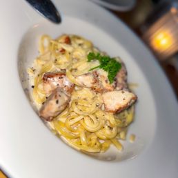 Fettuccine Alfredo