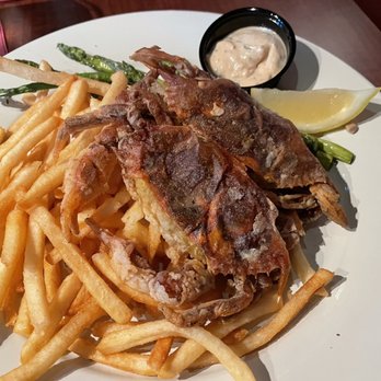 Fireside Tavern - Soft shell crab special - Bars Near Me - Strasburg, Pennsylvania