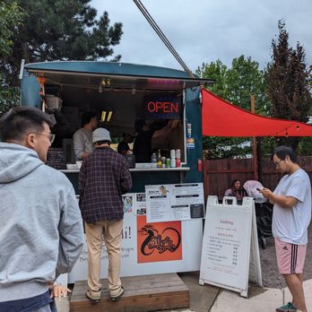 Bing Mi - Ordering area - Food Trucks Near Me - Portland, Oregon