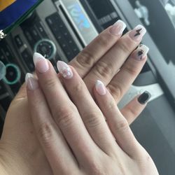Q Nails & Spa - Nails