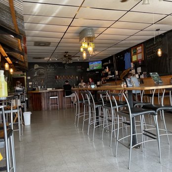 Valley River Brewery - Dinning room - Breweries Near Me - Murphy, North Carolina Valley River Brewery - Dinning room - Breweries Near Me - Murphy, North Carolina