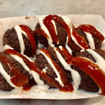 Pita Q - Falafel w/ tahini and red sauce - Greek Near Me - Sacramento, California