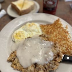 Bull's Pen Cafe - Chicken Fried Steak