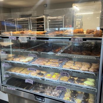 Joe's Donut Shop - Amazing , various kinds of donuts - Donuts Near Me - Sandy, Oregon Joe's Donut Shop - Amazing , various kinds of donuts - Donuts Near Me - Sandy, Oregon