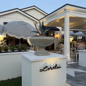 Lorelei - Outside - Wine Bars Near Me - Orlando, Florida