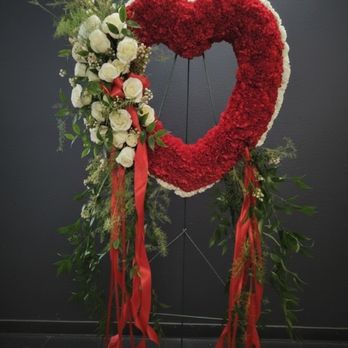 Dexter Florist - Florists Near Me - Wantagh, New York