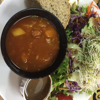 Simon's Coffee House - Soup and salad is always a great choice! - Delis Near Me - Sarasota, Florida