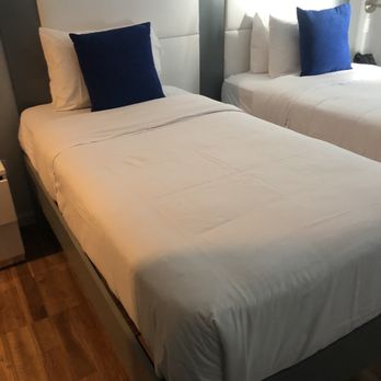 The Ridge - Double twin room - Hotels Near Me - New York, New York The Ridge - Double twin room - Hotels Near Me - New York, New York