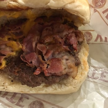 Vite Vite - Panino Vite Vite: bacon, cheddar e hamburger! - Kebab Near Me - Naples, NA