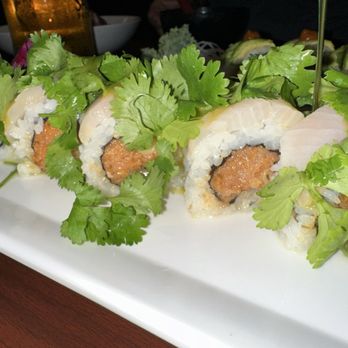 Yanagi Sushi - FR13-RISNG YELLOWTAIL ROLL - Sushi Bars Near Me - Northridge, California