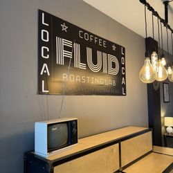 FLUID Coffee Roasters - Fluid signage