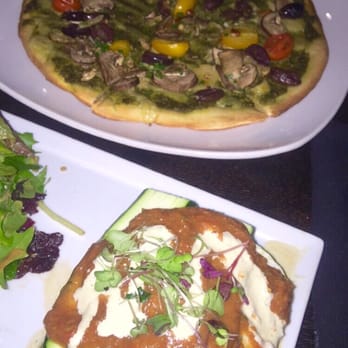 SunCafe - Pesto pizza & zucchini lasagna - Vegan Near Me - Studio City, California SunCafe - Pesto pizza & zucchini lasagna - Vegan Near Me - Studio City, California