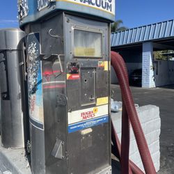 West Capitol Car Wash - $1.25 vacuum