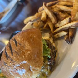 Oscar's Alehouse