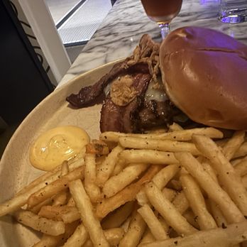 Felt Bar & Eatery - Burger - Bars Near Me - Salt Lake City, Utah Felt Bar & Eatery - Burger - Bars Near Me - Salt Lake City, Utah