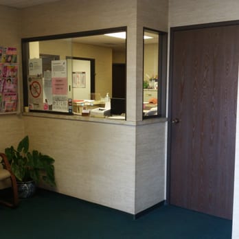 Akimoto Chiropractic Office - Waiting room - Chiropractors Near Me - Los Angeles, California Akimoto Chiropractic Office - Waiting room - Chiropractors Near Me - Los Angeles, California