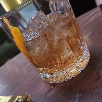 Le Coq - Old Fashioned, old fashion style - French Near Me - La Jolla, California