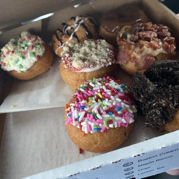 Da Vinci's Donuts - Our donuts besides 2 we ate super quick. - Donuts Near Me - Alpharetta, Georgia Da Vinci's Donuts - Our donuts besides 2 we ate super quick. - Donuts Near Me - Alpharetta, Georgia