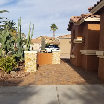 Vix Landscape - a driveway in a residential area - Landscape Architects or Designers Near Me Vix Landscape - a driveway in a residential area - Landscape Architects or Designers Near Me