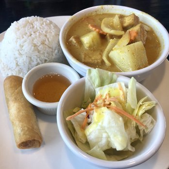 Thai Basil - Tofu yellow curry - Thai Near Me - Brownsburg, Indiana Thai Basil - Tofu yellow curry - Thai Near Me - Brownsburg, Indiana